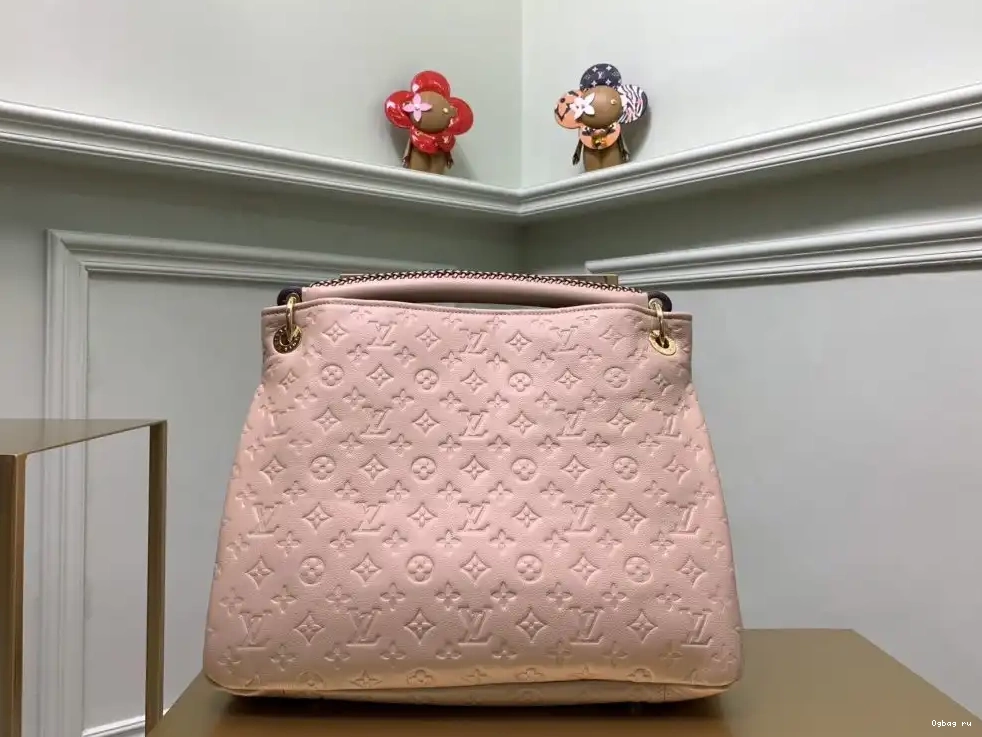 LOUIS ARTSY VUITTON 0621
